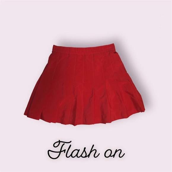 Salmon / Light Red Pleated Skirt - Picture 2 of 4